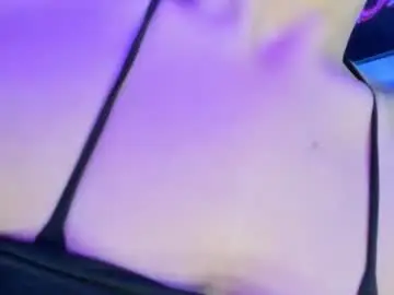 Chaturbate Live Sex Cam of kuromi_bush