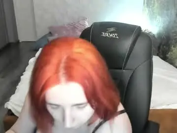 Chaturbate Live Sex Cam of lilly_cass