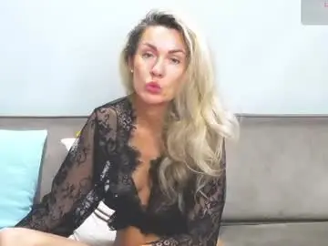 Chaturbate Best live sex cam show of anissalogan