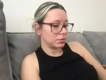 Chaturbate Adult Video Chat of texas_blonde