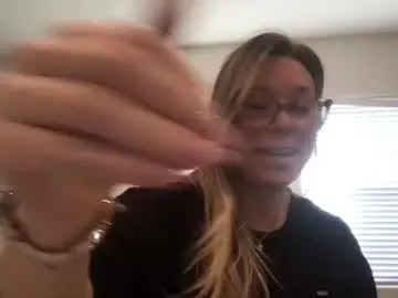 Chaturbate Best live sex cam show of texas_blonde