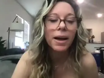 Chaturbate Adult Video Chat of texas_blonde