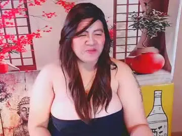Chaturbate Live Sex Cam of treat_urself