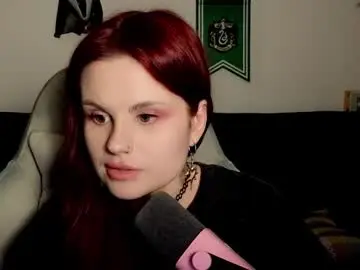 Chaturbate Free Live Porn of dellacrush_