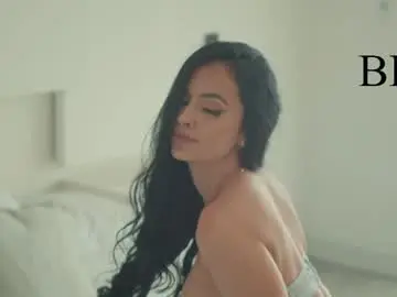 Chaturbate Live Sex Cam of emiilycampbell