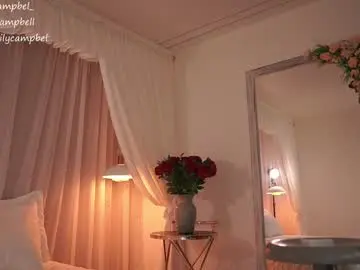 Chaturbate Live Sex Cam of emiilycampbell