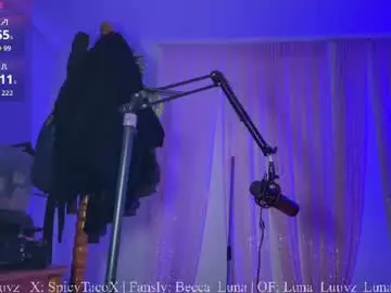 Chaturbate Live Sex Cam of luna_luuvz