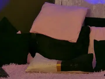 Chaturbate Nude Webcam of nadinerayley