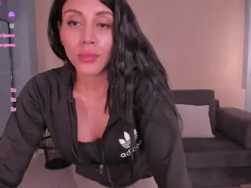 Chaturbate Free Porn Cam of charlottecox_