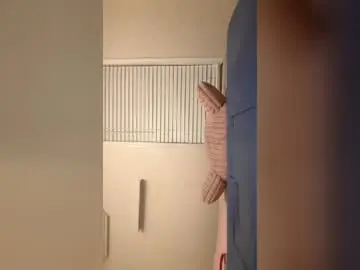 Chaturbate Live Sex Cam of beautyloves