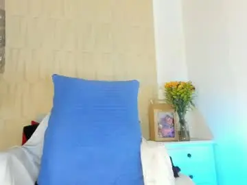 Chaturbate Live Sex Cam of mia_pineda