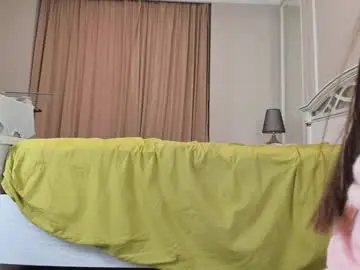 Chaturbate Live Sex Cam of natalinaxxx