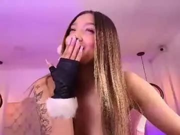 Chaturbate Free Live Porn of victoria_adams14