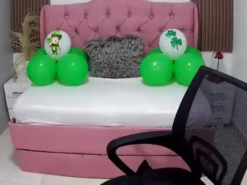 Chaturbate Nude Webcam of bug2025