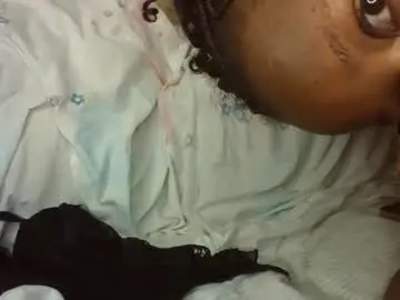 Chaturbate Adult Video Chat of creamyy_pussy