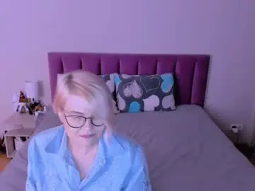 Chaturbate Adult Video Chat of sabrinamacmarren