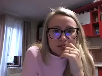 Chaturbate Watch Live Sex Cams of melly_rosey