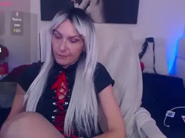 Chaturbate Adult Video Chat of mistressevelyn_