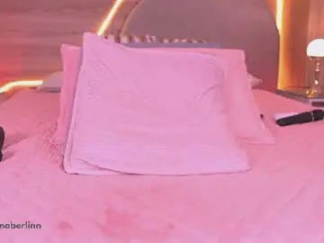 Chaturbate Watch Live Sex Cams of dannaberlin