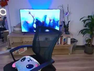 Chaturbate Free Live Porn of ally_riso