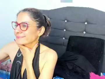 Chaturbate Free Porn Cam of antonella_rizzo01