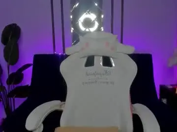 Chaturbate Live Sex Cam of melly_brill