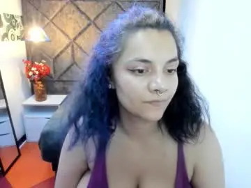 Chaturbate Free Live Porn of kiara_cruz__