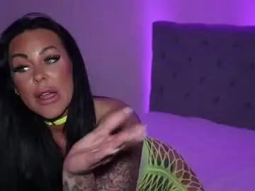 Chaturbate Watch Live Sex Cams of hotmilfbitch