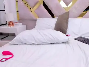 Chaturbate Live Sex Cam of briannahill_