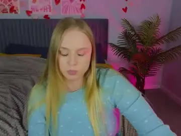 Chaturbate Watch Live Sex Cams of cutefever