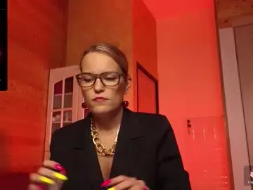 Chaturbate Live Porn of findom_lady_shine