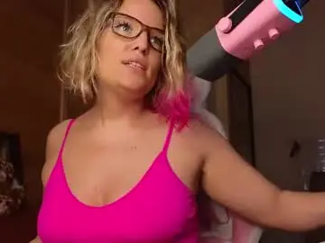 Chaturbate Live Sex Cam of findom_lady_shine