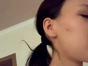Chaturbate Sex Cam of helen__eve