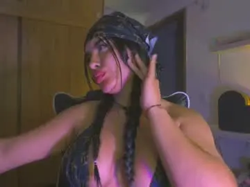 Chaturbate Live Porn of layla_nicols