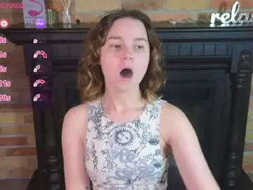 Chaturbate Free Porn Cam of ellie_babyy