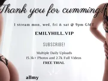 Chaturbate Watch Live Sex Cams of littlee33