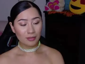 Chaturbate Free Live Porn of evelyn_ch_