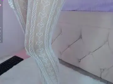 Chaturbate Watch Live Sex Cams of little_sweet_18