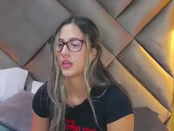 Chaturbate Free Porn Cam of sophia_loreenn