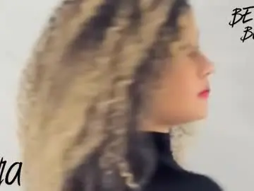 Chaturbate Nude Webcam of kenia_thompsom01