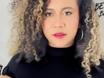 Chaturbate Adult Video Chat of kenia_thompsom01