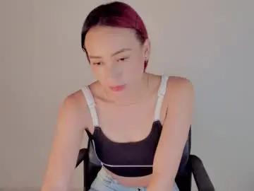 Chaturbate Nude Webcam of gia_white01