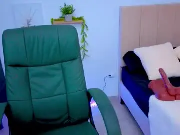 Chaturbate Live Sex Cam of nathi_medusa