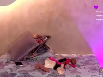 Chaturbate Nude Webcam of kloee_12