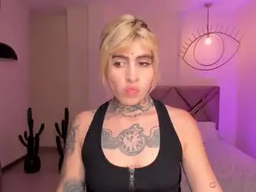 Chaturbate Live Porn of carlabrunni_