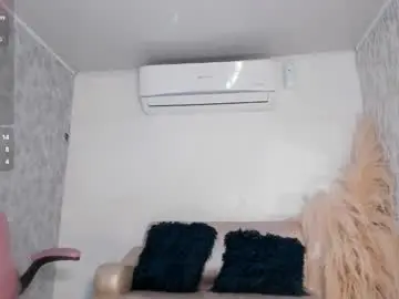 Chaturbate Best live sex cam show of isabellaa23