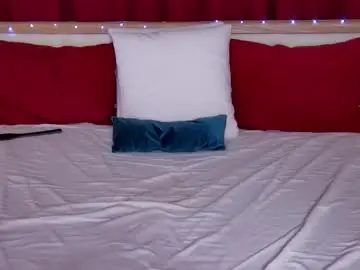 Chaturbate Watch Live Sex Cams of lovelycaroline_