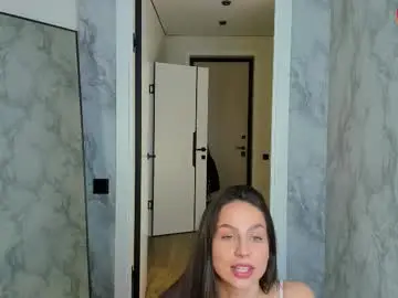 Chaturbate Live Porn of miumiumia