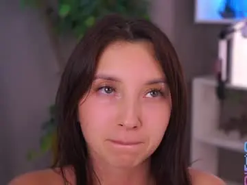 Chaturbate Free Porn Cam of cinacandy