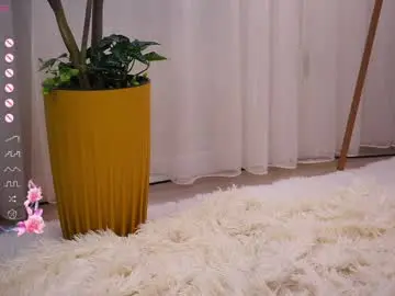 Chaturbate Best live sex cam show of cinacandy